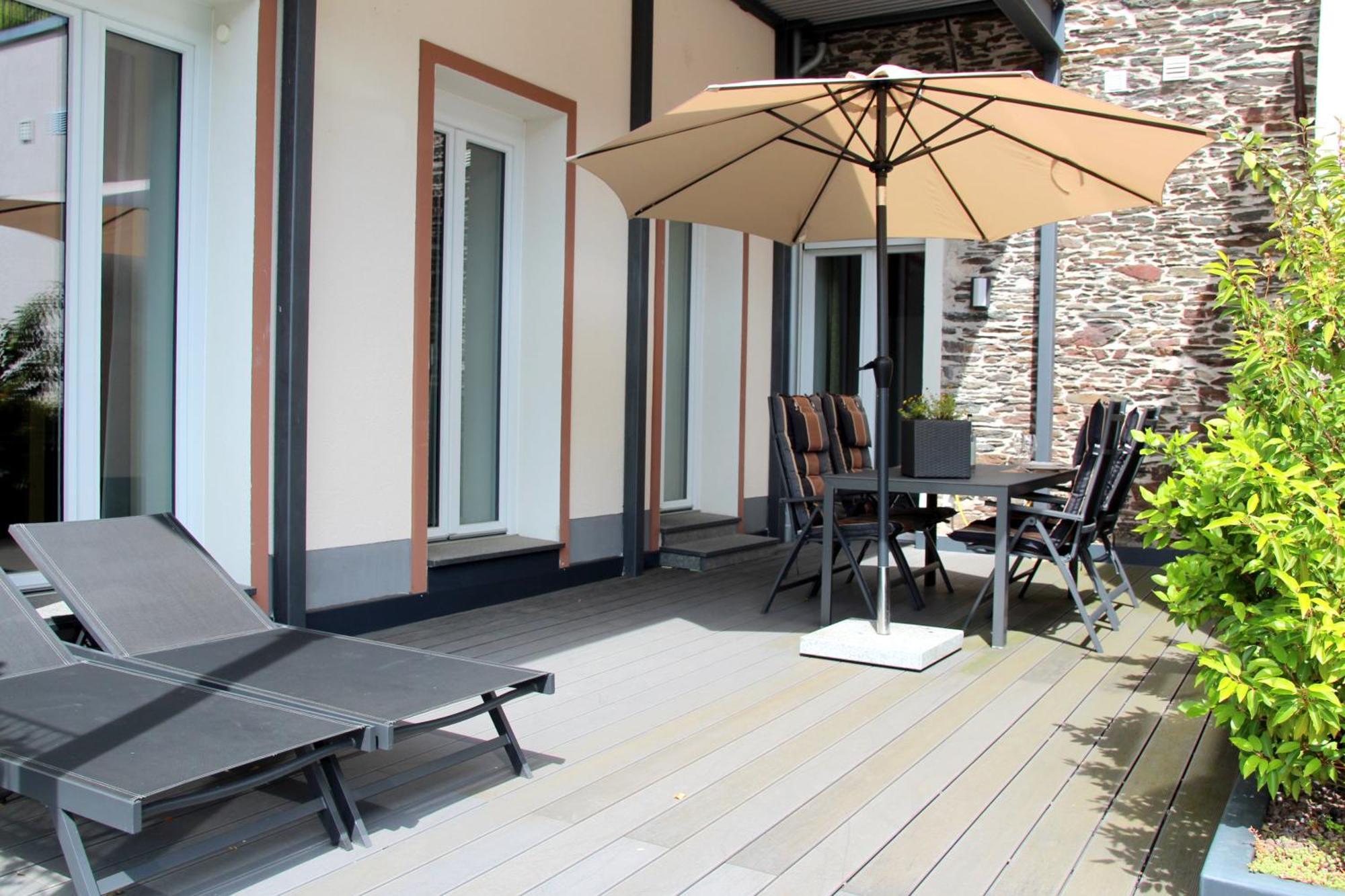 Moselromance - Luxusapartment - Grosse Terrasse - Ruhige Lage Traben-Trarbach Exterior photo